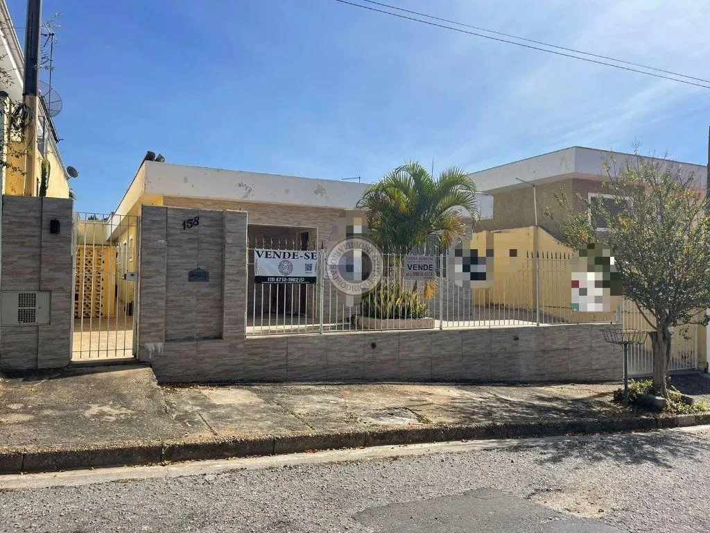 Casa para Venda em São Roque, Jardim Tanzi, 3 dormitórios, 1 suíte, 2 banheiros, 3 vagas