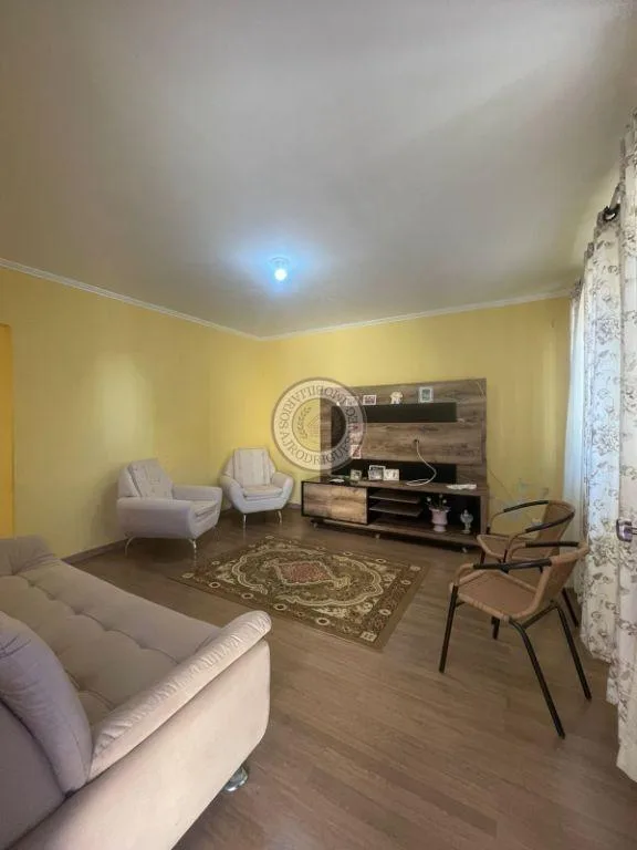 Casa para Venda em São Roque, Jardim Tanzi, 3 dormitórios, 1 suíte, 2 banheiros, 3 vagas