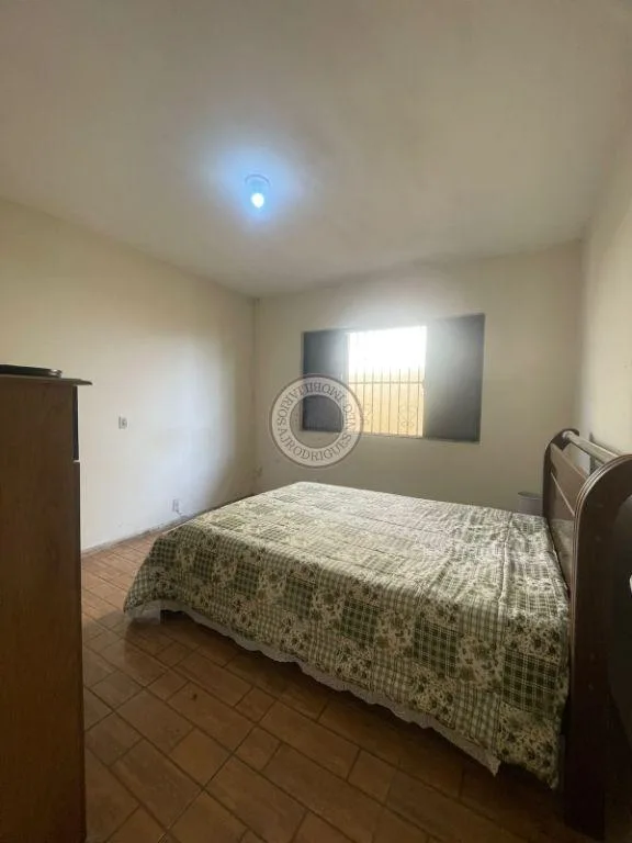 Casa para Venda em São Roque, Jardim Tanzi, 3 dormitórios, 1 suíte, 2 banheiros, 3 vagas