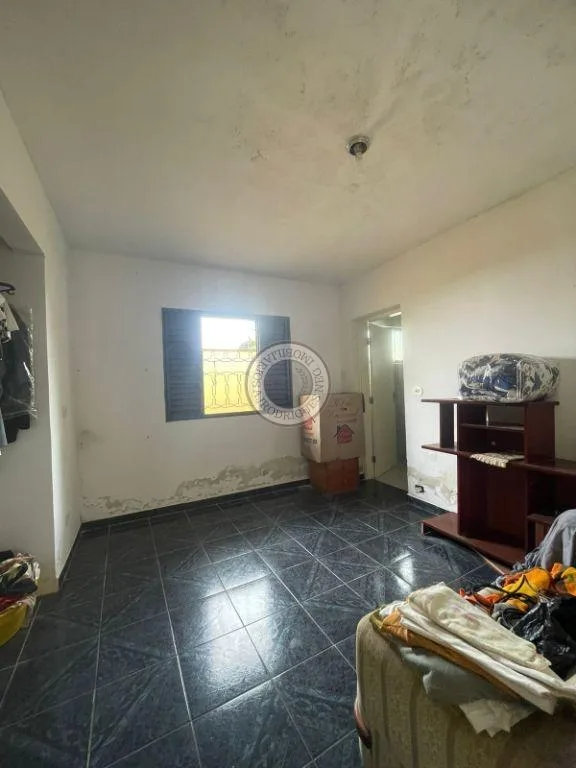 Casa para Venda em São Roque, Jardim Tanzi, 3 dormitórios, 1 suíte, 2 banheiros, 3 vagas