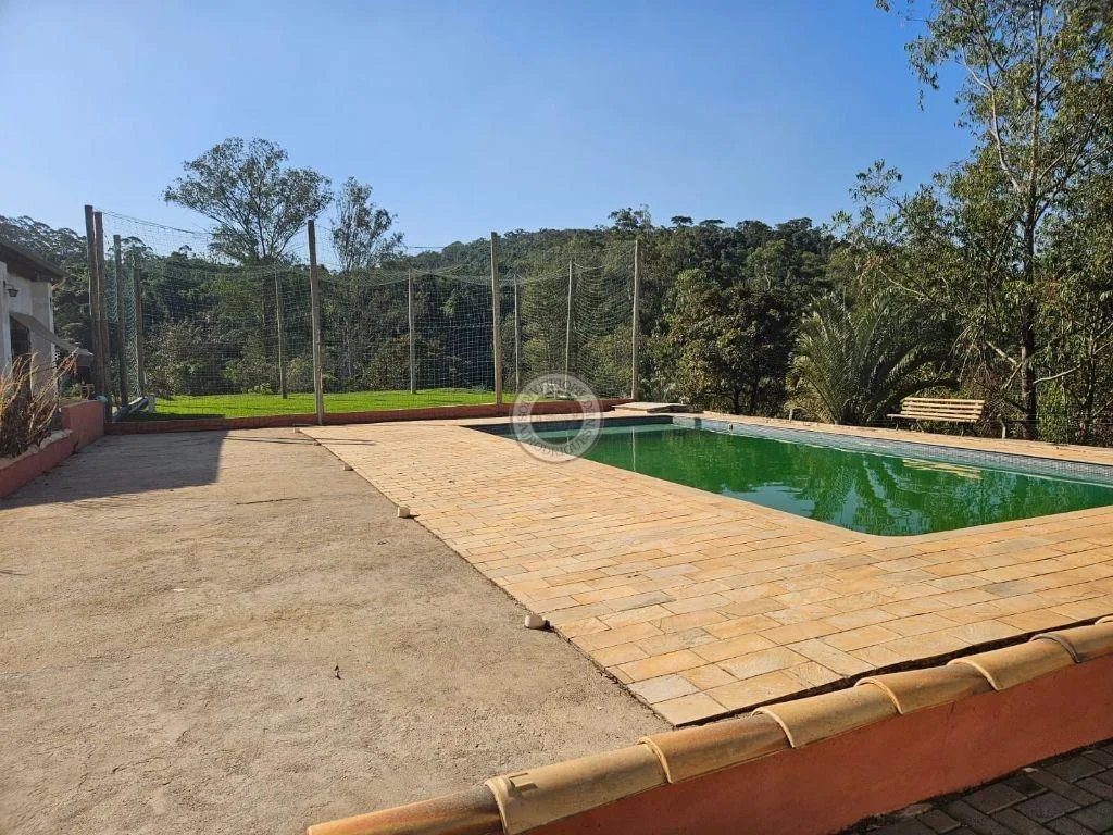 Casa para Venda em São Roque, Recanto das Acácias, 2 dormitórios, 2 suítes, 3 banheiros, 5 vagas