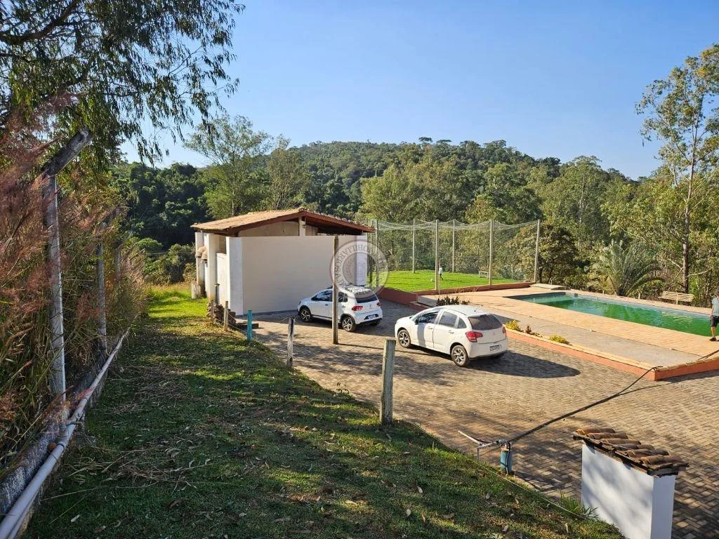 Casa para Venda em São Roque, Recanto das Acácias, 2 dormitórios, 2 suítes, 3 banheiros, 5 vagas