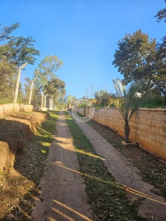 Casa para Venda em São Roque, Recanto das Acácias, 2 dormitórios, 2 suítes, 3 banheiros, 5 vagas