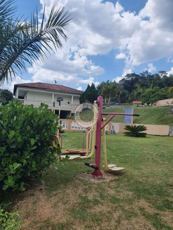 Casa para Venda em Araçariguama, DIstrito Industrial, 5 dormitórios, 3 suítes, 4 banheiros, 5 vagas