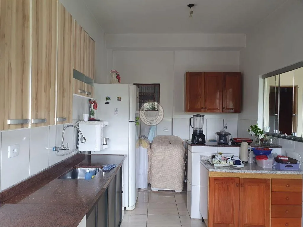 Casa para Venda em Araçariguama, DIstrito Industrial, 5 dormitórios, 3 suítes, 4 banheiros, 5 vagas