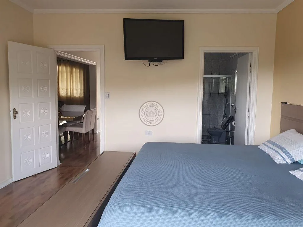 Casa para Venda em Araçariguama, DIstrito Industrial, 5 dormitórios, 3 suítes, 4 banheiros, 5 vagas