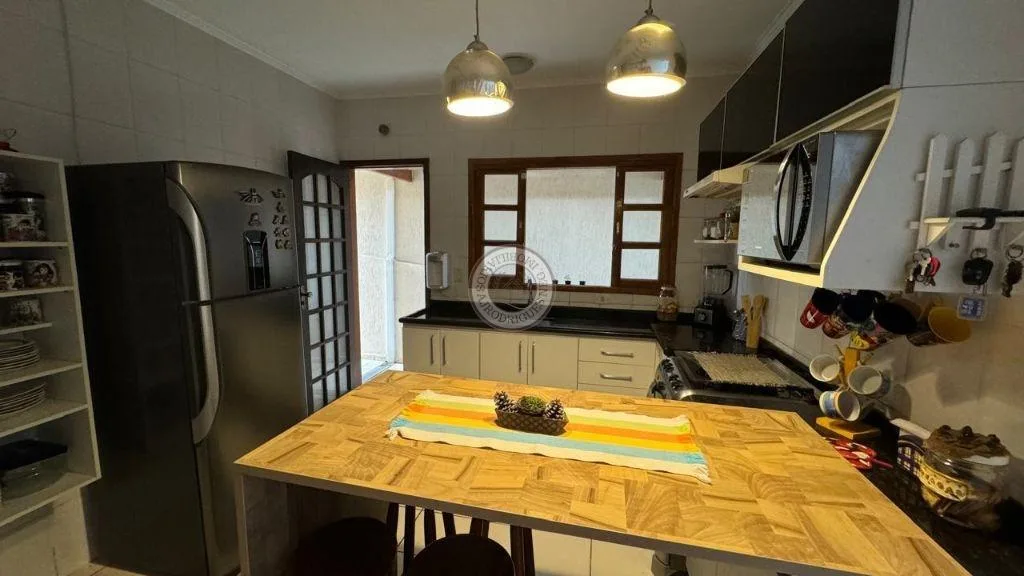 Casa para Venda em São Roque, Jardim Villaça, 3 dormitórios, 1 suíte, 2 banheiros
