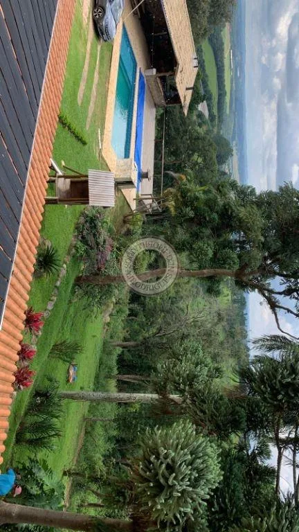 Casa para Venda em Mairinque, Setúbal, 4 dormitórios, 2 suítes, 6 banheiros, 4 vagas
