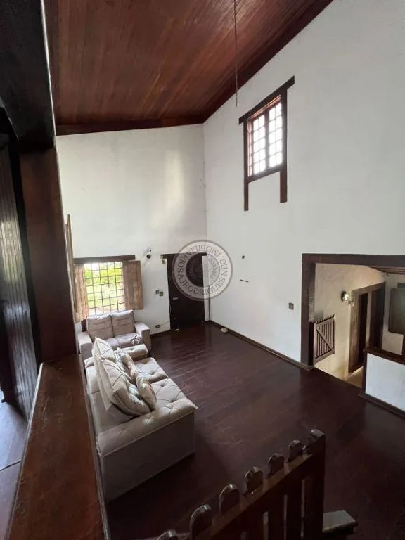 Casa para Venda em Mairinque, Setúbal, 4 dormitórios, 2 suítes, 6 banheiros, 4 vagas