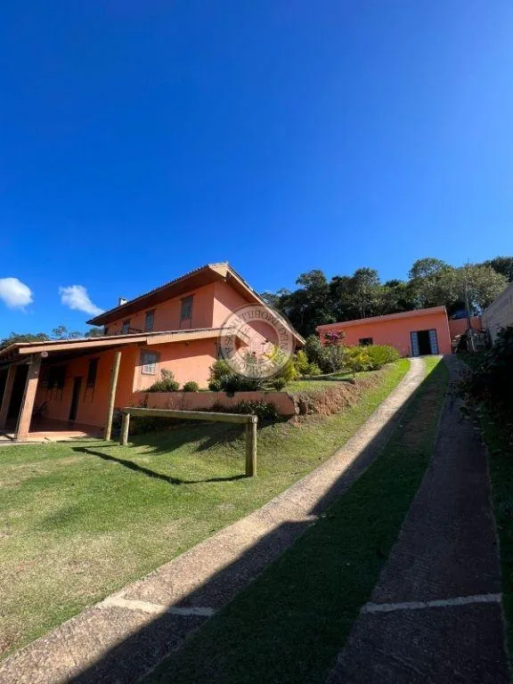 Casa para Venda em Mairinque, Setúbal, 4 dormitórios, 2 suítes, 6 banheiros, 4 vagas