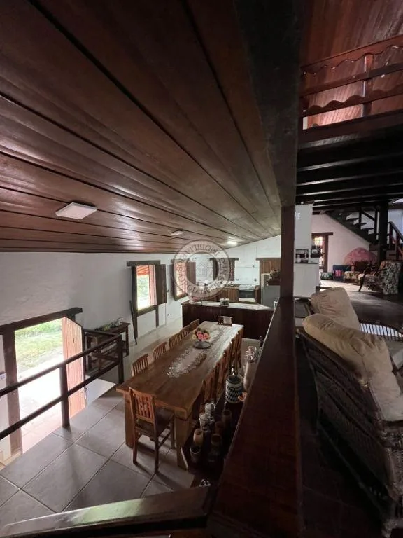 Casa para Venda em Mairinque, Setúbal, 4 dormitórios, 2 suítes, 6 banheiros, 4 vagas