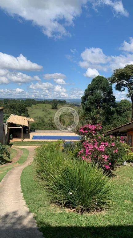 Casa para Venda em Mairinque, Setúbal, 4 dormitórios, 2 suítes, 6 banheiros, 4 vagas