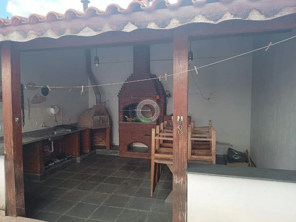 Casa para Venda em São Roque, Jardim Bandeirantes, 2 dormitórios, 1 suíte, 2 banheiros, 2 vagas