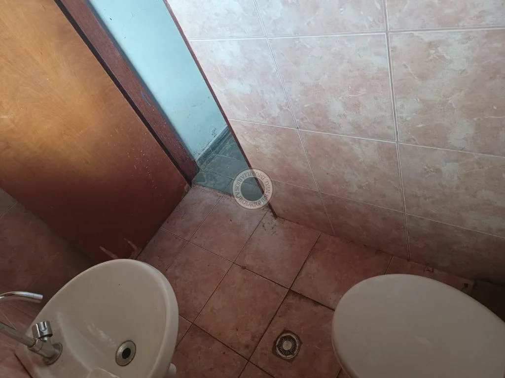 Casa para Venda em São Roque, Jardim Bandeirantes, 2 dormitórios, 1 suíte, 2 banheiros, 2 vagas