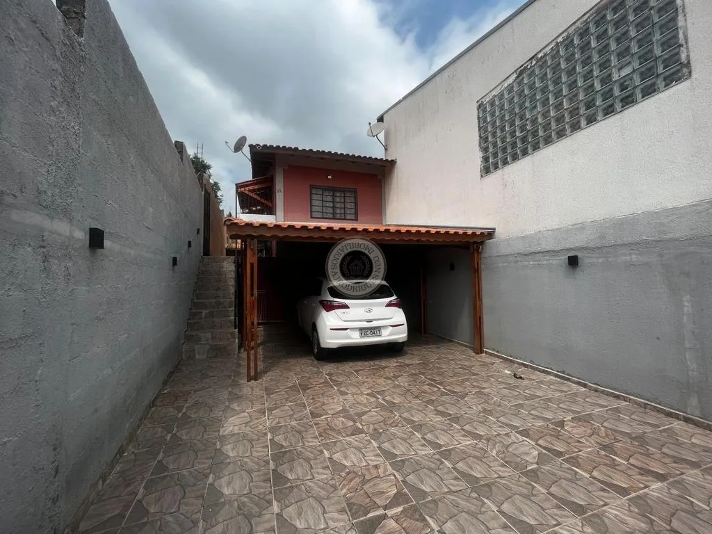 Casa para Venda em São Roque, Jardim Villaça, 3 dormitórios, 1 suíte, 2 banheiros, 3 vagas