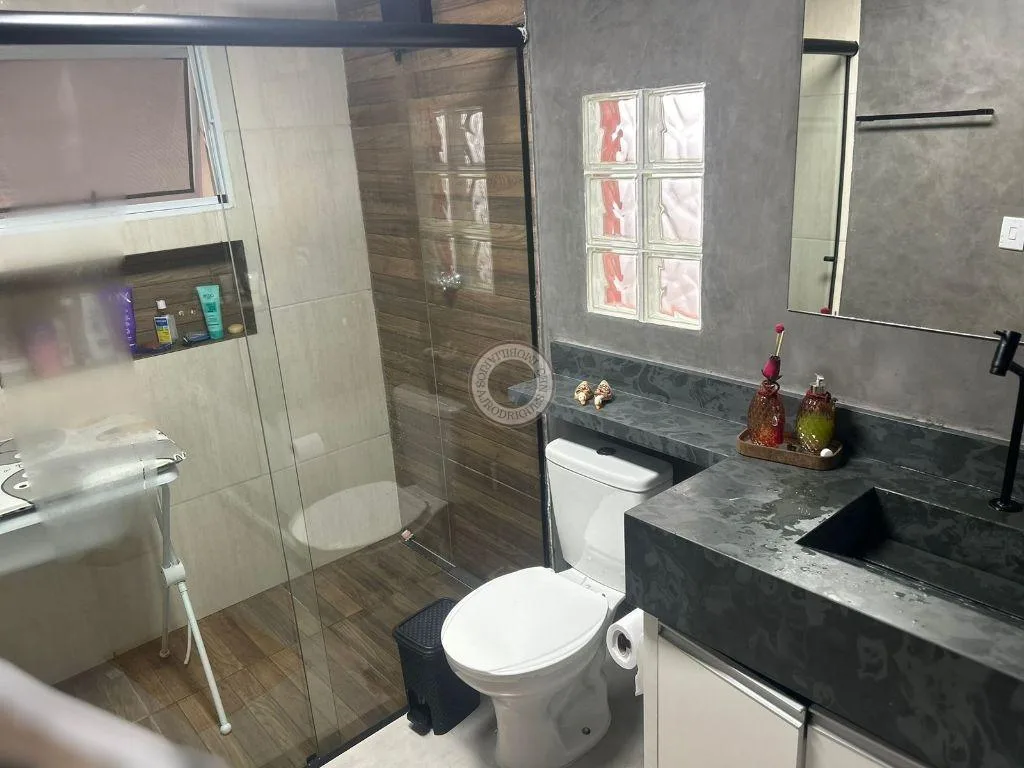 Casa para Venda em São Roque, Jardim Villaça, 3 dormitórios, 1 suíte, 2 banheiros, 3 vagas