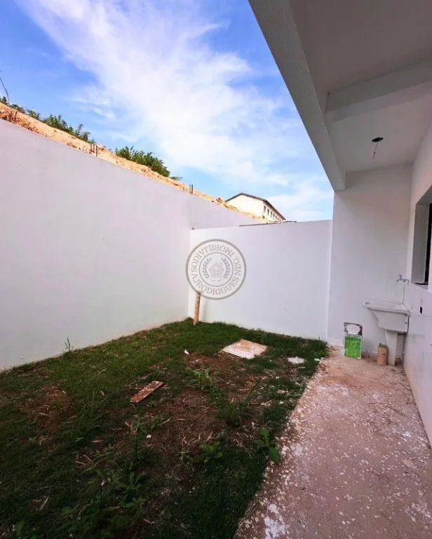 Condomínio Fechado para Venda em São Roque, Taboão, 3 dormitórios, 1 suíte, 2 banheiros, 2 vagas