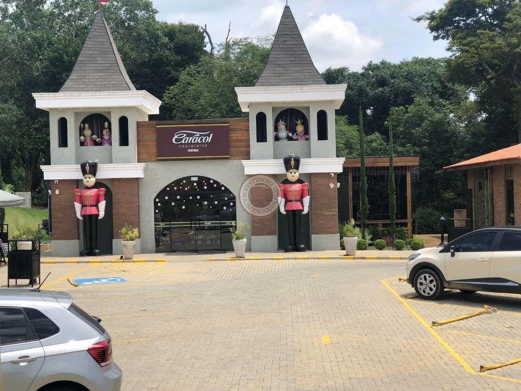 Comercial para Venda em São Roque, Canguera, 3 banheiros