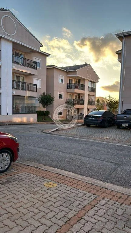 Apartamento para Venda em São Roque, Bairro do Cambará, 2 dormitórios, 1 suíte, 2 banheiros, 2 vagas