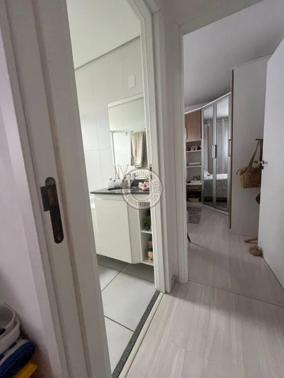 Apartamento para Venda em São Roque, Jardim Maria Trindade, 2 dormitórios, 1 banheiro, 1 vaga