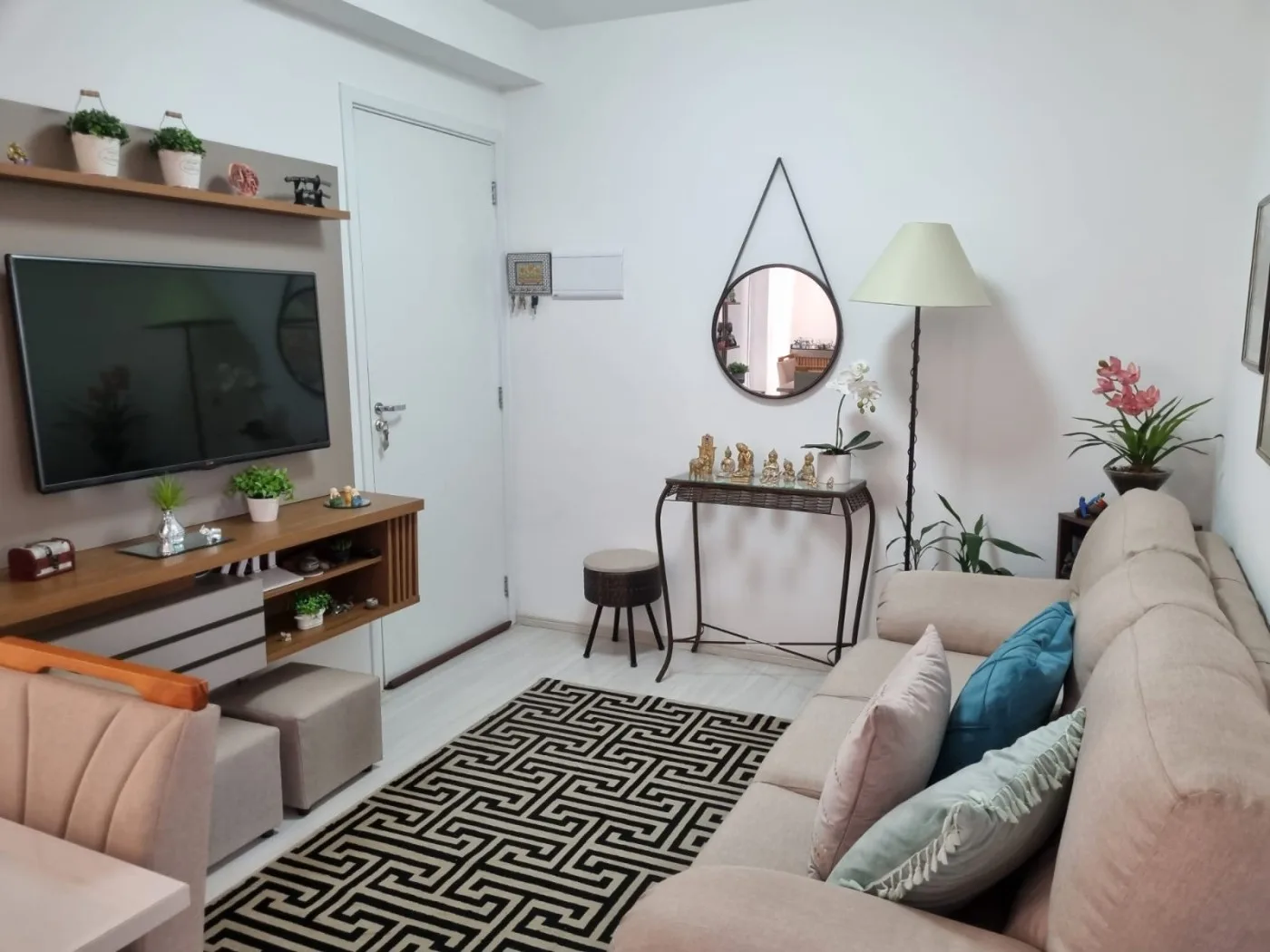 Apartamento para Venda em São Roque, Jardim Maria Trindade, 2 dormitórios, 1 banheiro, 1 vaga