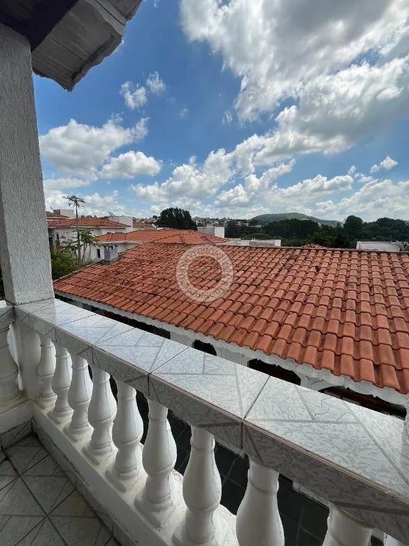Casa para Venda em São Roque, Taboão, 4 dormitórios, 2 suítes, 4 banheiros, 2 vagas