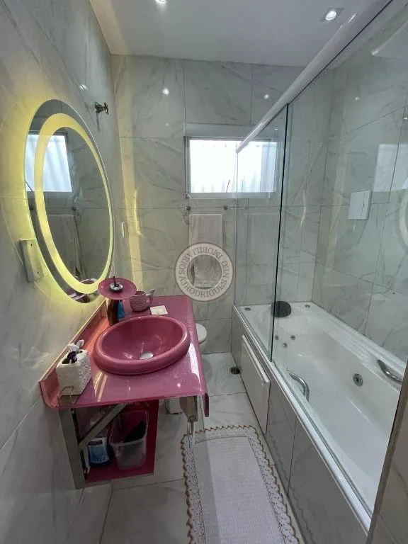 Casa para Venda em São Roque, Taboão, 4 dormitórios, 2 suítes, 4 banheiros, 2 vagas