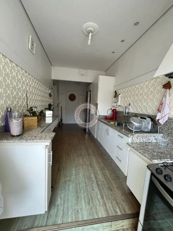 Casa para Venda em São Roque, Taboão, 4 dormitórios, 2 suítes, 4 banheiros, 2 vagas