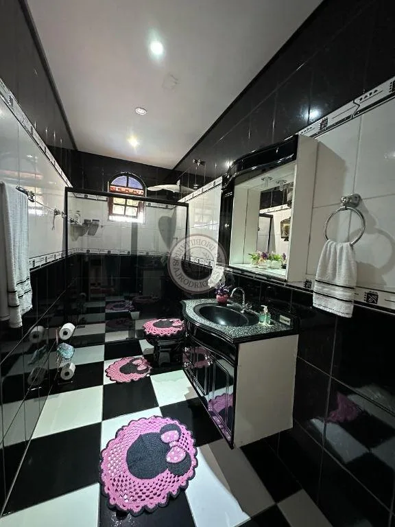 Casa para Venda em São Roque, Jardim Caparelli (Mailasqui), 3 dormitórios, 1 suíte, 2 banheiros, 3 vagas