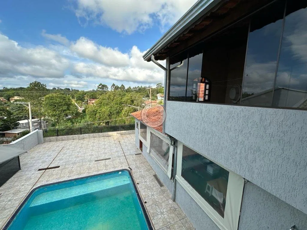 Casa para Venda em São Roque, Jardim Caparelli (Mailasqui), 3 dormitórios, 1 suíte, 2 banheiros, 3 vagas