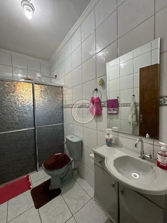 Casa para Venda em São Roque, Jardim Caparelli (Mailasqui), 3 dormitórios, 1 suíte, 2 banheiros, 3 vagas