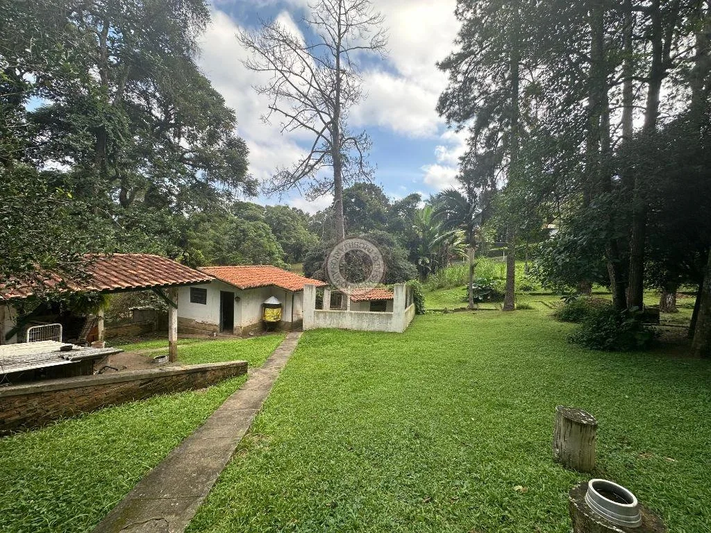 Casa para Venda em São Roque, Recanto Flora (Mailasqui), 4 dormitórios, 4 suítes, 5 banheiros, 10 vagas