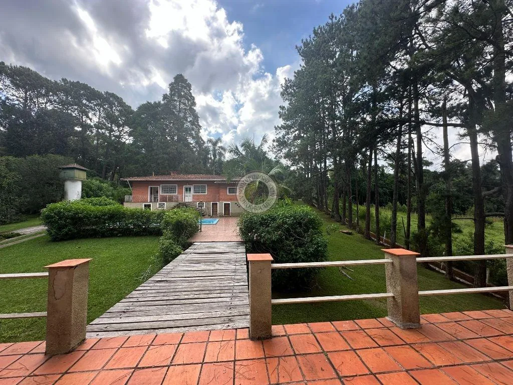 Casa para Venda em São Roque, Recanto Flora (Mailasqui), 4 dormitórios, 4 suítes, 5 banheiros, 10 vagas