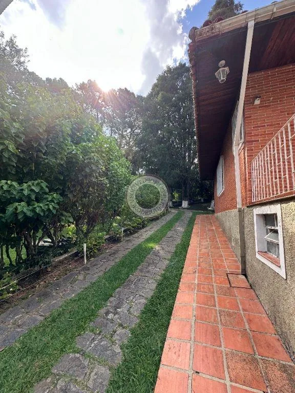 Casa para Venda em São Roque, Recanto Flora (Mailasqui), 4 dormitórios, 4 suítes, 5 banheiros, 10 vagas