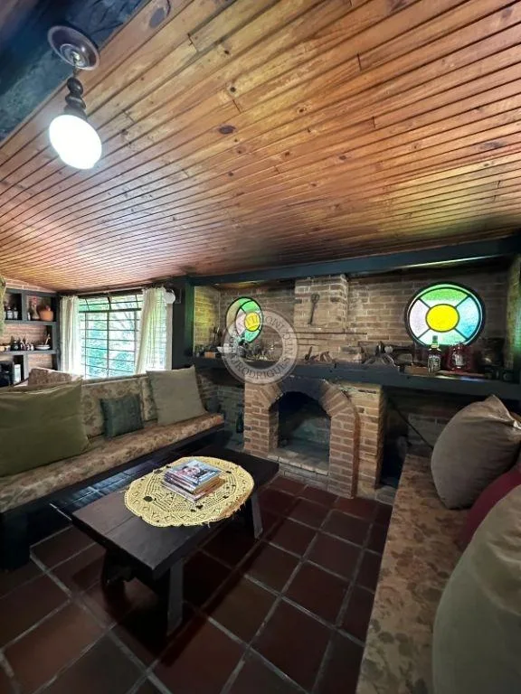 Casa para Venda em São Roque, Vila Darcy Penteado (Mailasqui), 3 dormitórios, 3 suítes, 5 banheiros