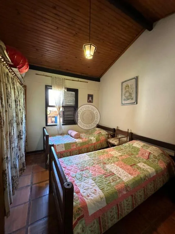Casa para Venda em São Roque, Vila Darcy Penteado (Mailasqui), 3 dormitórios, 3 suítes, 5 banheiros
