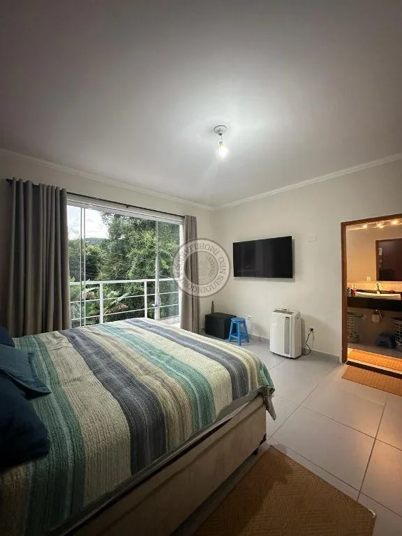 Casa para Venda em São Roque, Jardim Boa Vista, 3 dormitórios, 1 suíte, 3 banheiros, 2 vagas