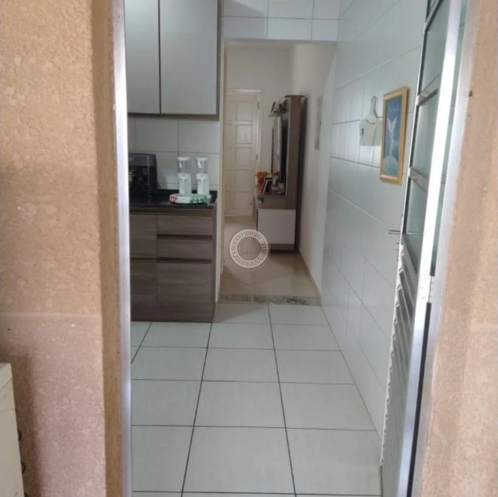 Casa para Venda em São Roque, Jardim Boa Vista, 2 dormitórios, 1 banheiro, 2 vagas