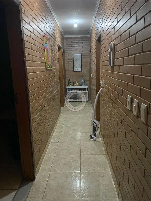Casa para Venda em São Roque, Loteamento Chácaras Boqueirão (São João Novo), 4 dormitórios, 1 suíte, 2 banheiros, 10 vagas