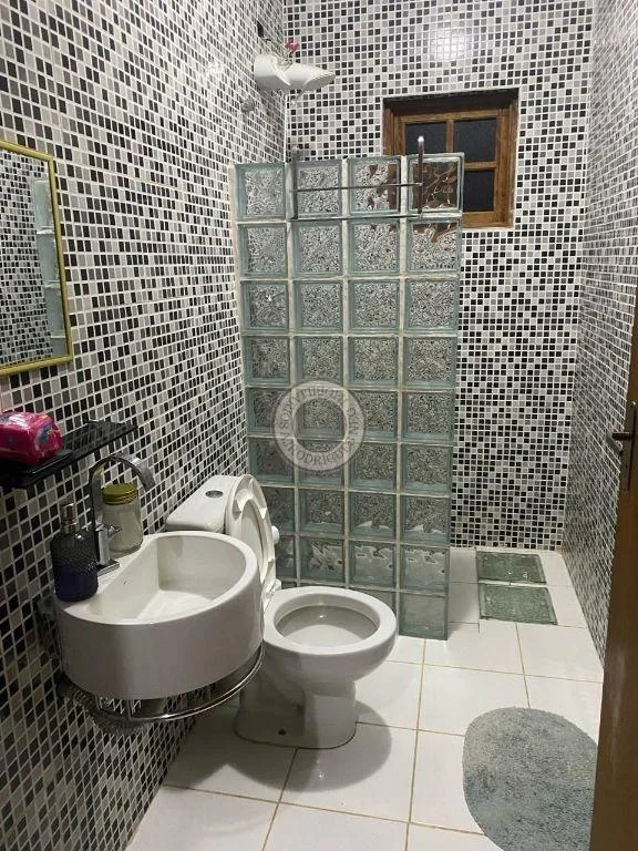 Casa para Venda em São Roque, Loteamento Chácaras Boqueirão (São João Novo), 4 dormitórios, 1 suíte, 2 banheiros, 10 vagas