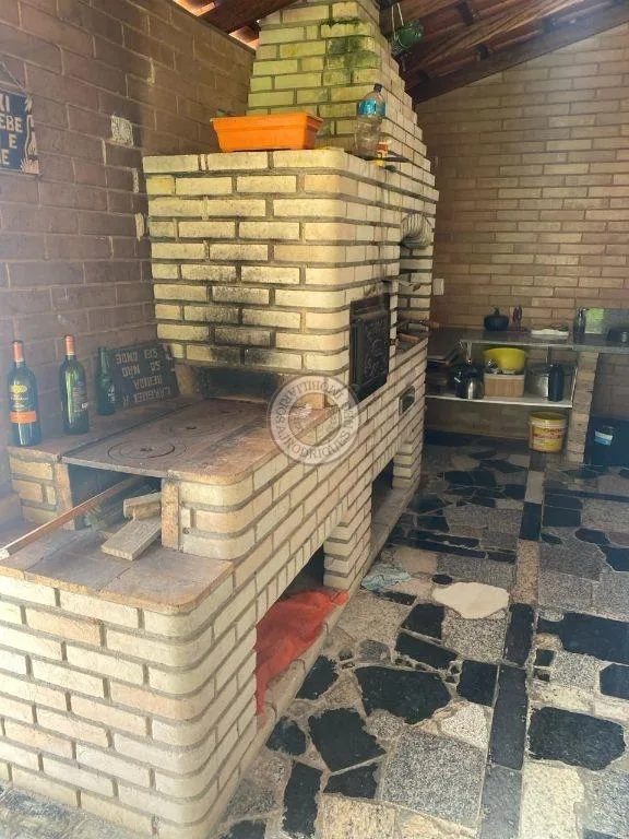 Casa para Venda em São Roque, Loteamento Chácaras Boqueirão (São João Novo), 4 dormitórios, 1 suíte, 2 banheiros, 10 vagas