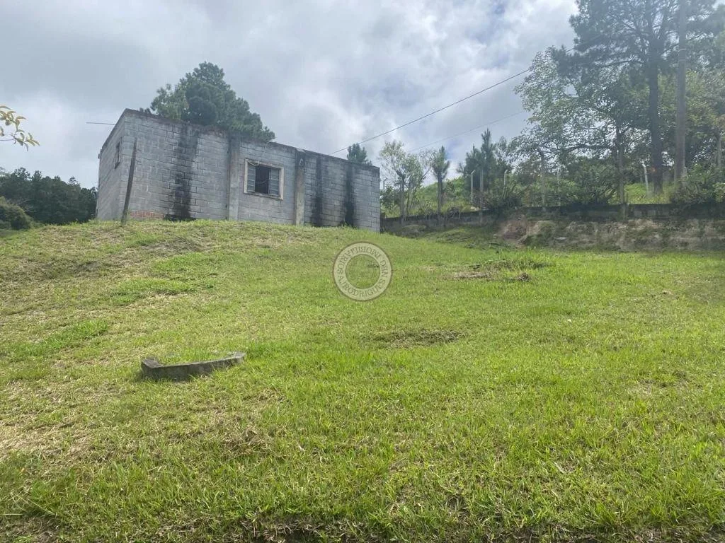 Casa para Venda em São Roque, Loteamento Chácaras Boqueirão (São João Novo), 4 dormitórios, 1 suíte, 2 banheiros, 10 vagas
