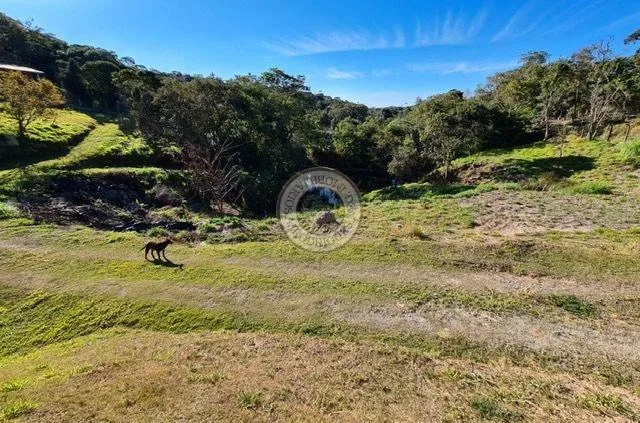 Casa para Venda em São Roque, Loteamento Chácaras Boqueirão (São João Novo), 4 dormitórios, 1 suíte, 2 banheiros, 10 vagas