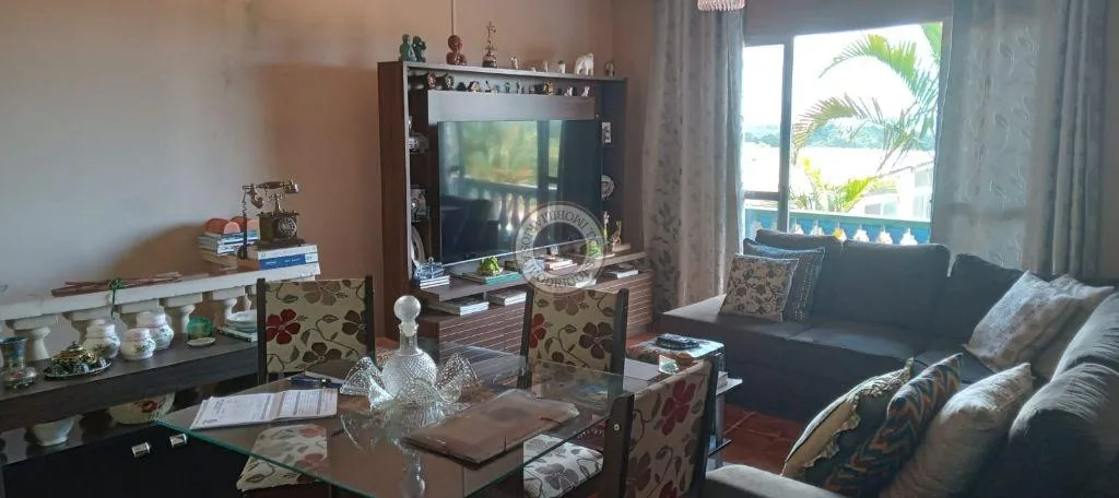 Casa para Venda em Mairinque, São José, 5 dormitórios, 1 suíte, 3 banheiros, 1 vaga