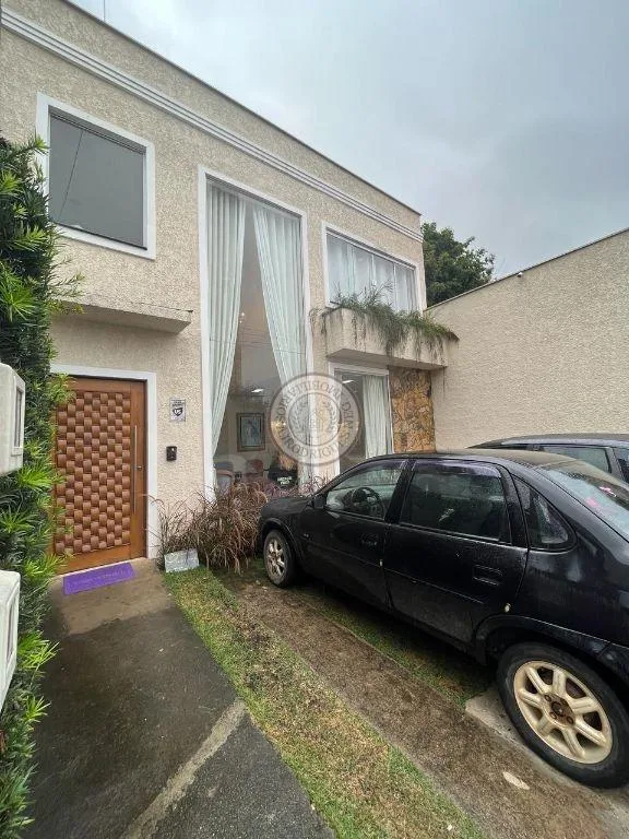 Sobrado para Venda em São Roque, Parque IX de Julho, 1 dormitório, 5 banheiros, 2 vagas