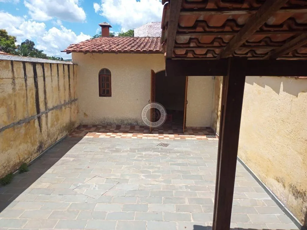 Casa para Venda em São Roque, Vila Santa Isabel, 3 dormitórios, 1 suíte, 1 banheiro, 1 vaga