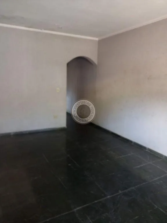 Casa para Venda em São Roque, Vila Santa Isabel, 3 dormitórios, 1 suíte, 1 banheiro, 1 vaga