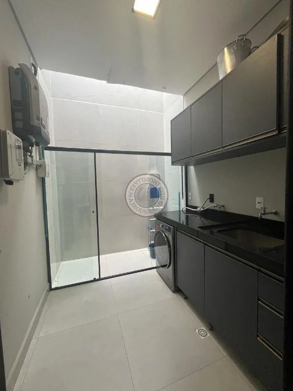 Casa para Venda em São Roque, Loteamento São Roque, 3 dormitórios, 1 suíte, 3 banheiros, 3 vagas