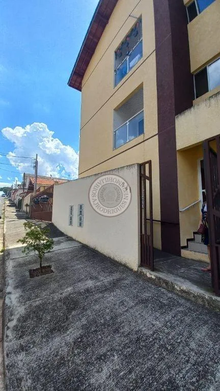 Apartamento para Venda em São Roque, Vila Santo Antônio, 2 dormitórios, 1 banheiro, 2 vagas