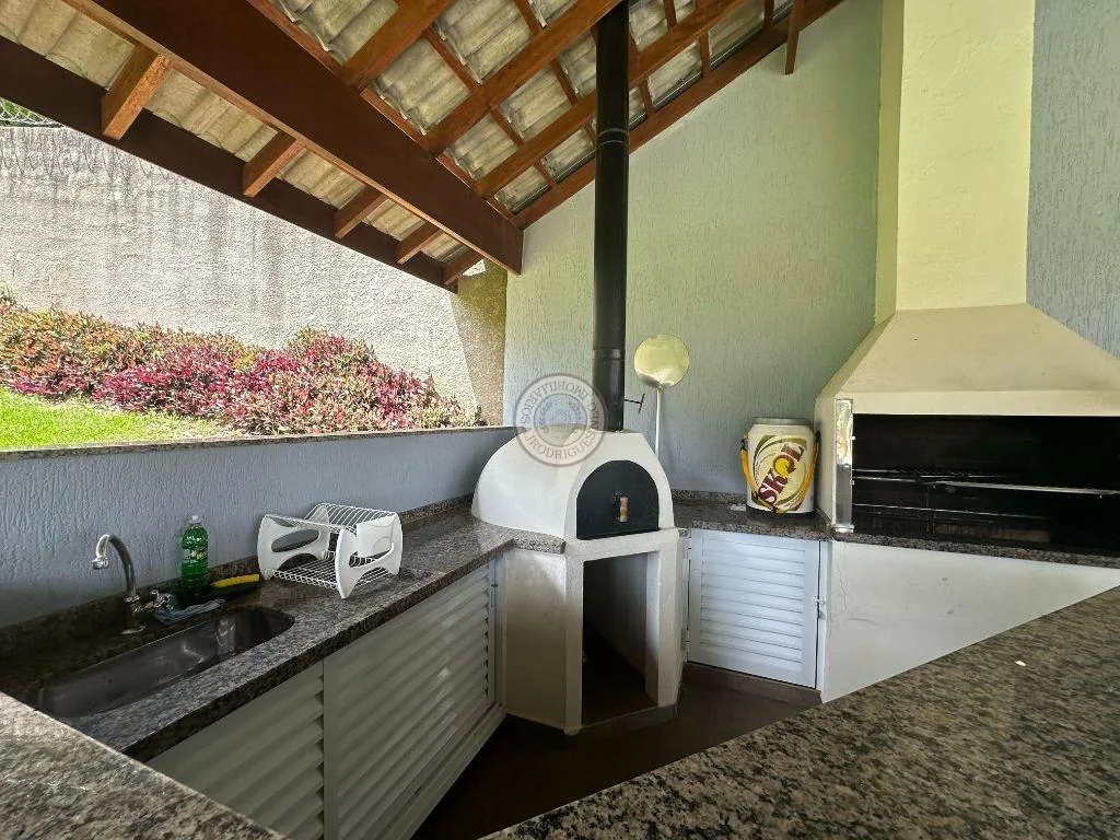 Casa para Venda em São Roque, Jardim Villaça, 3 dormitórios, 3 suítes, 4 banheiros, 6 vagas